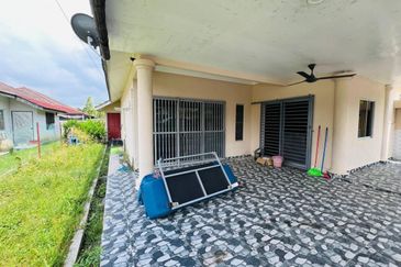 Taman Tasik Semenyih (Lake Residence)