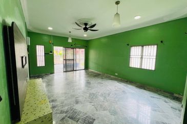 Taman Tasik Semenyih (Lake Residence)