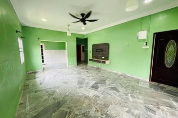 Taman Tasik Semenyih (Lake Residence)