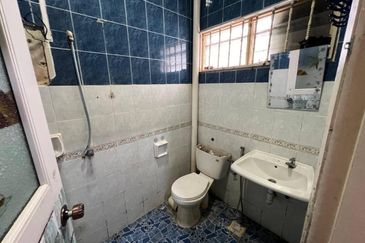 Taman Tasik Semenyih (Lake Residence)