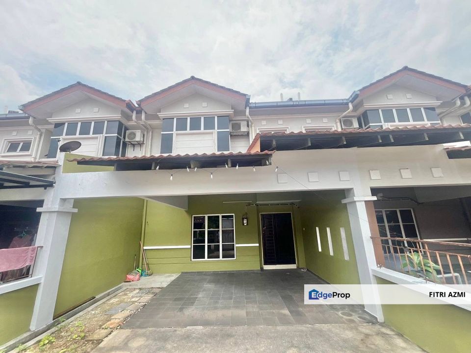 PHASE 3, TAMAN SUTERA 3, KAJANG DOUBLE STOREY TERRACE | REFURBISHED | FREEHOLD INDIVIDUAL TITLE , Selangor, Kajang