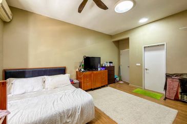 Parkfield Residences, Tropicana Heights