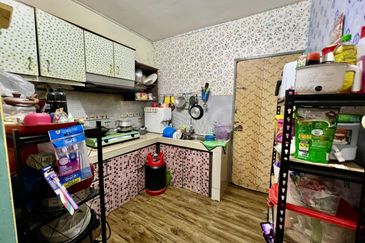 Taman Tasik Semenyih (Lake Residence)