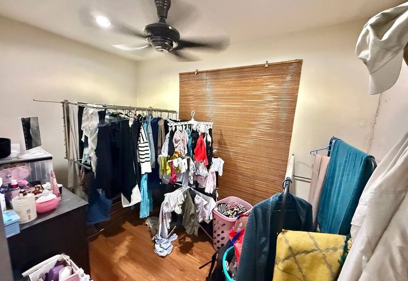 Taman Pinggiran Putra