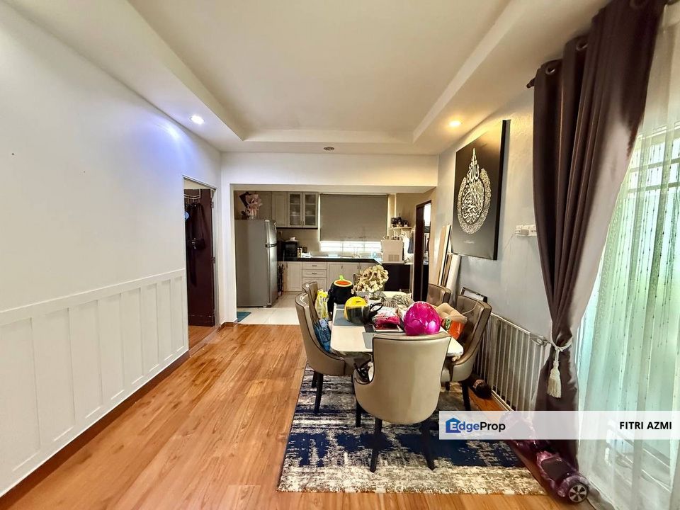 TAMAN PINGGIRAN PUTRA, JALAN PUTRA PERMAI, SERI KEMBANGAN | DOUBLE STOREY TERRACE | END LOT | EXTENDED UNIT, Selangor, Seri Kembangan