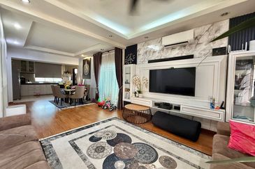 Taman Pinggiran Putra