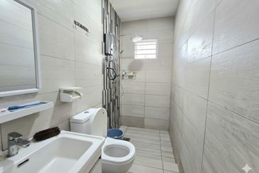 Taman Desa Keramat AU2