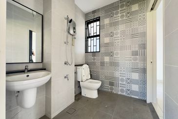 Elmina Green Three @ City of Elmina