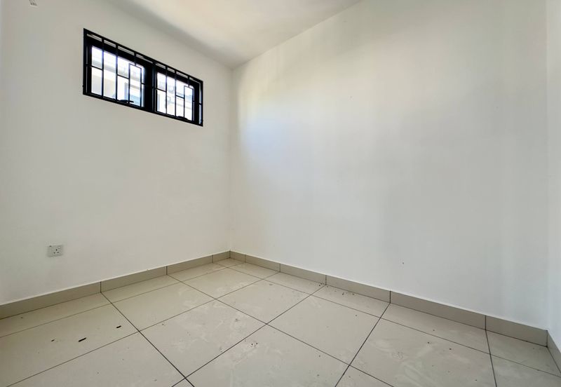 Elmina Green Three @ City of Elmina