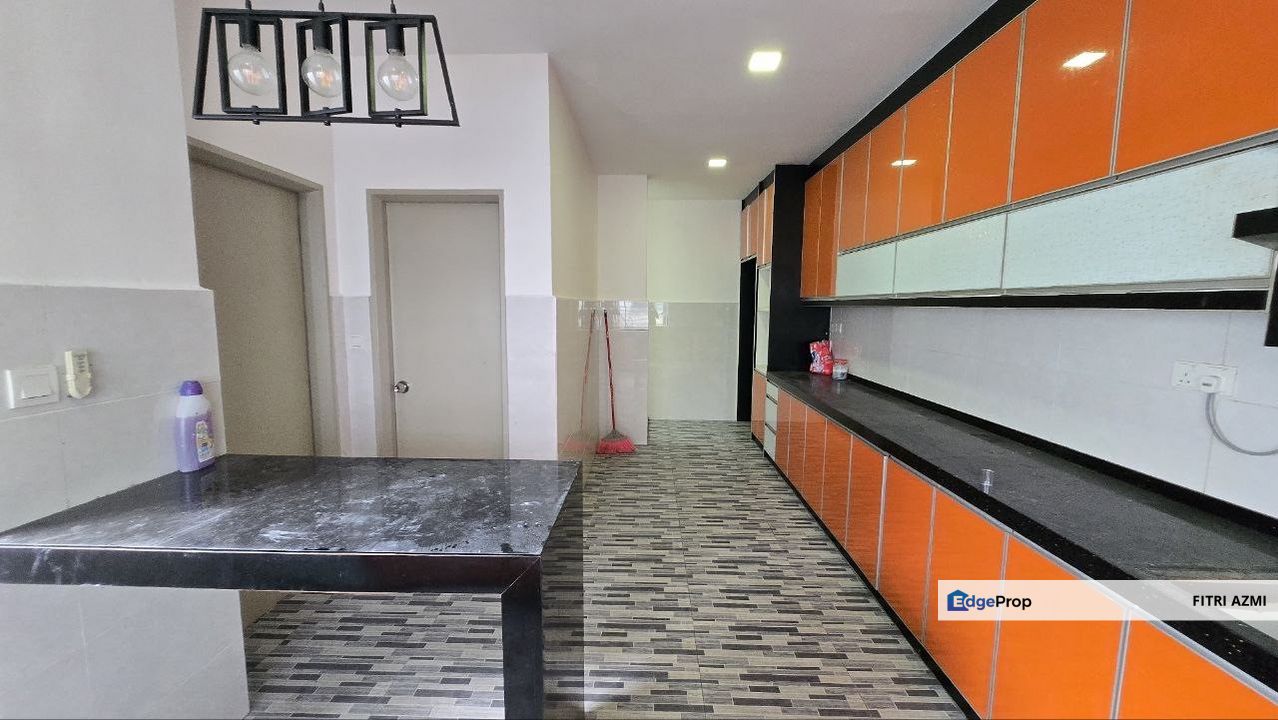 THE CLOVER HOMES , SEMENYIH | 2.5 STOREY TERRACE HOUSE | GATED GUARDED, Selangor, Semenyih