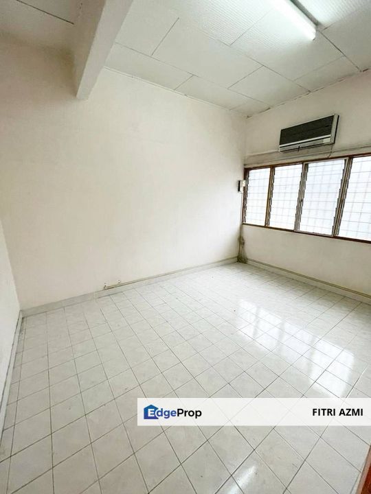 TAMAN SRI JELOK KAJANG,SELANGOR | DOUBLE STOREY TERRACE | HOT UNIT | RENOVATED UNIT, Selangor, Kajang