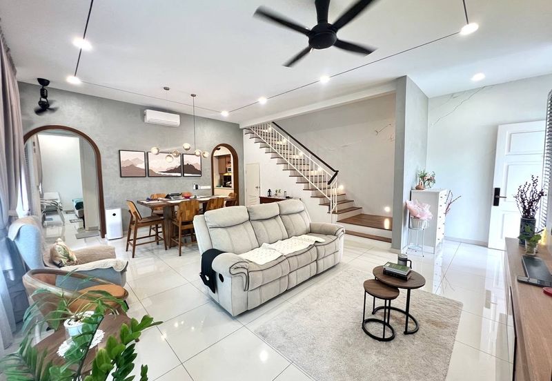 Tenderfields @ Eco Majestic