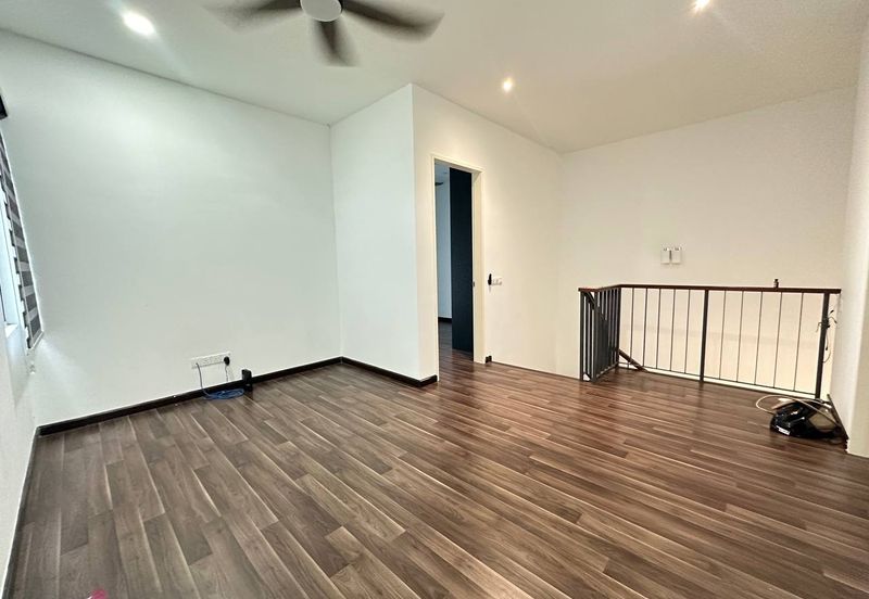 Ebonylane @ Eco Forest