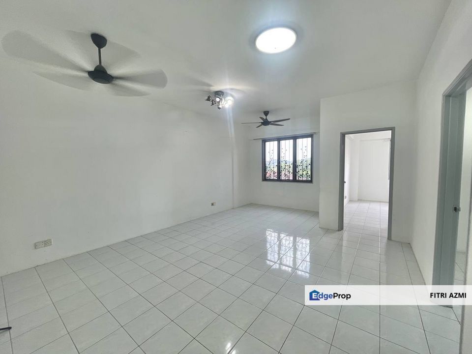 GARDEN PARK, SG LONG @ KAJANG | CONDOMINIUM | REFURBISHED UNIT | UNIT NEAR LIFT, Selangor, Bandar Sungai Long