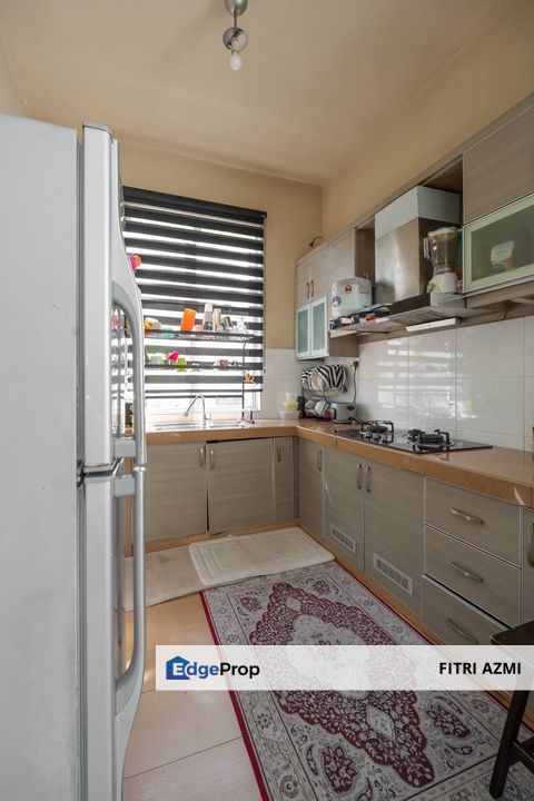 SAUJANA VILLA KAJANG | 2.5 STOREY SEMI- D | END LOT UNIT FACING OPEN | FREEHOLD, Selangor, Kajang