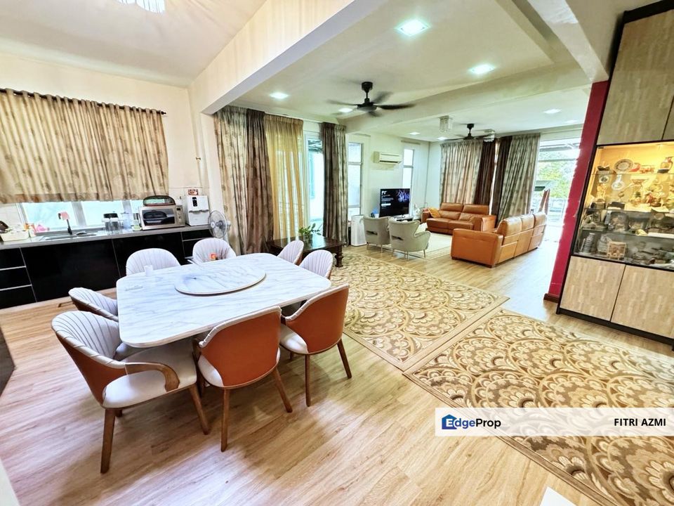 SAUJANA VILLA @ KAJANG | 2.5 STOREY TERRACE SEMI-D | FACING OPEN | FREEHOLD, Selangor, Kajang