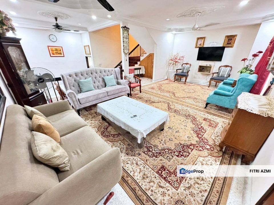 SEKSYEN 1 @ BANGI SELANGOR | 2 STOREY HOUSE | FULLY RENOVATED | NEAR SURAU & SCHOOL , Selangor, Bangi