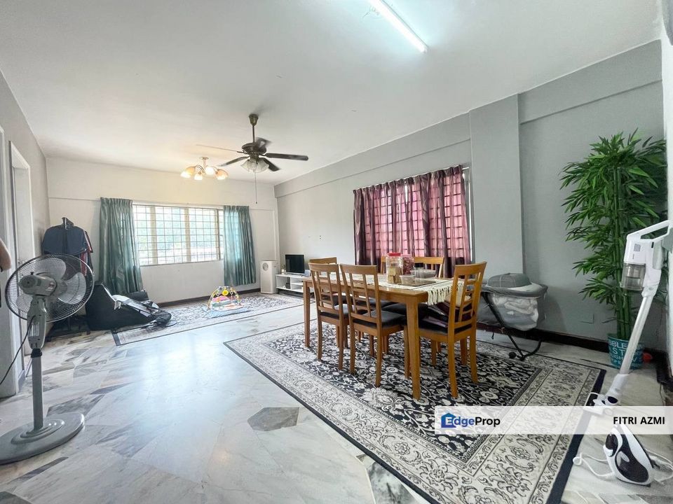 KAJANG SELANGOR | KENARIA CONDOMINUM | NEXT TO LIFT | GOOD FOR INVESTMENT, Selangor, Kajang