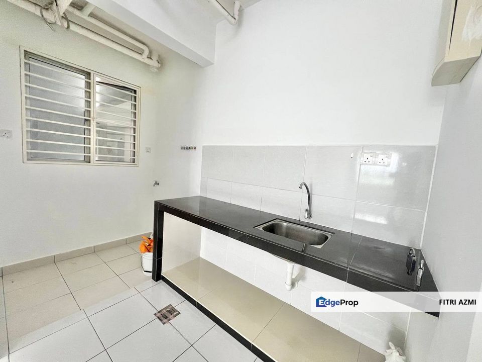 TIARA SOUTH @ SEMENYIH | THE RESIDENCE 1 | FREEHOLD | WELL MAINTAINED | 24H SECURITY , Selangor, Semenyih