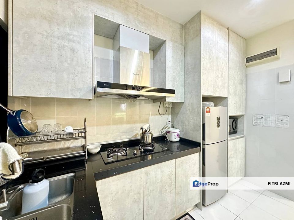 KRISTAL VILLA CONDOMINIUM @ KAJANG | FULLY FURNISHED | RENOVATED | OPEN FACING | 24HRS SECURITY , Selangor, Kajang