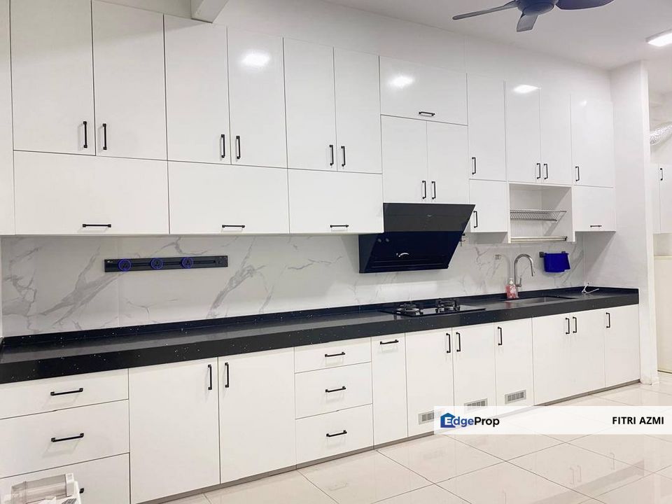 SEJATI LAKESIDE PHASE 1 @ CYBERJAYA | DOUBLE STOREY TERRACE | FULLY FURNISHED | GATED & GUARDED | BEST BUY UNIT, Selangor, Cyberjaya