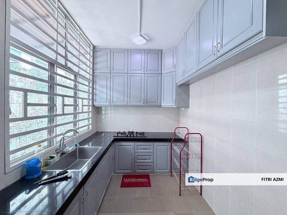 BANGI AVENUE 1 @ BANGI | DOUBLE STOREY HOUSE | FREEHOLD | FULLY RENOVATED | 24HRS SECURITY , Selangor, Bangi