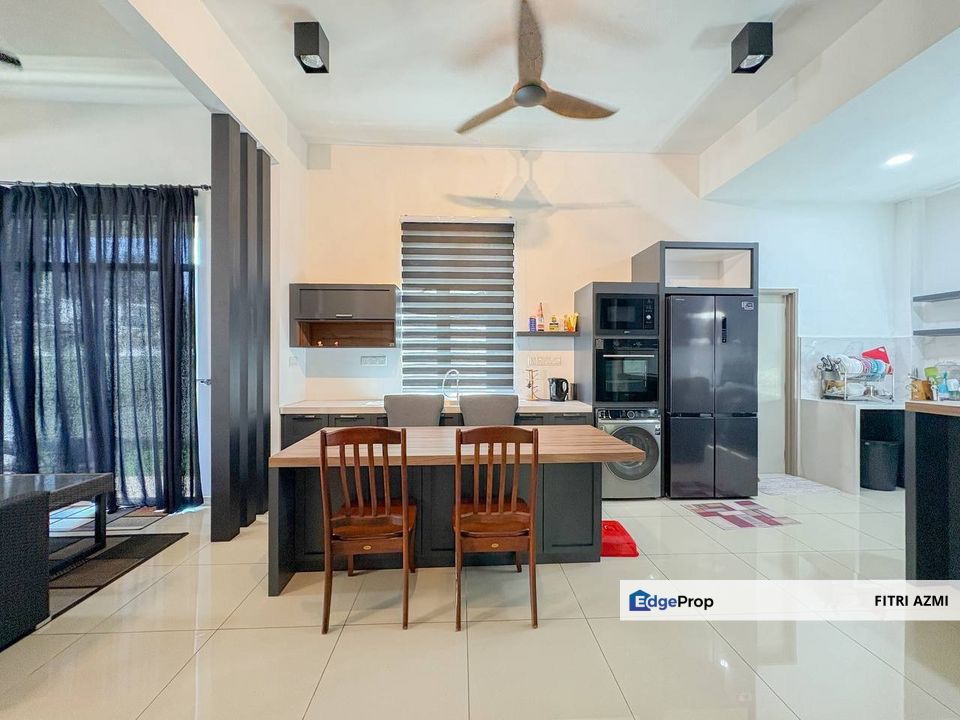 TAMAN BUKIT SENAWANG PERDANA @ SENAWANG | DOUBLE STOREY BUNGALOW | END LOT | NEXT TO PLAYGROUND & FIELD | GATED & GUARDED, Negeri Sembilan, Seremban