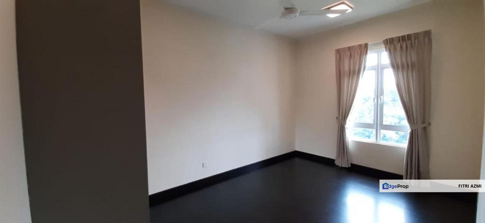 SAVILLE @ THE PARK CONDOMINIUM BANGSAR | CORNET LOT UNIT | FACING POOL | PARTIALLY FURNISHED , Kuala Lumpur, Pantai Dalam/Kerinchi