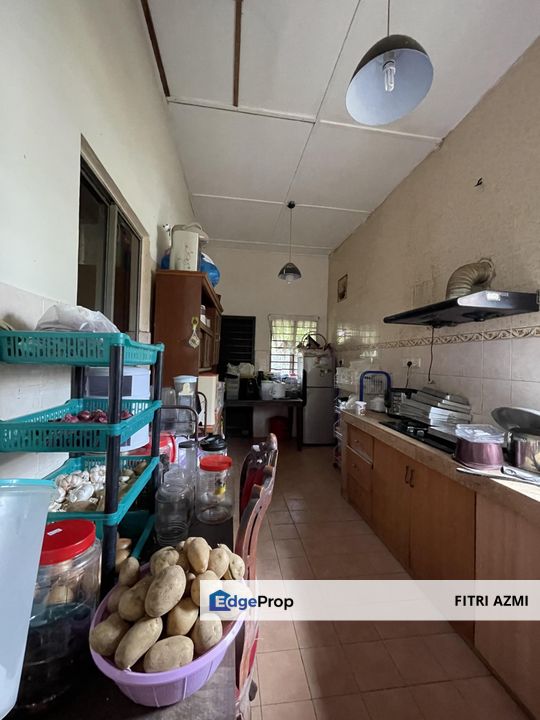 KAMPUNG TUNKU @ PETALING JAYA | DOUBLE STOREY BUNGALOW | FREEHOLD | HUGE LAND AREA, Selangor, Petaling Jaya