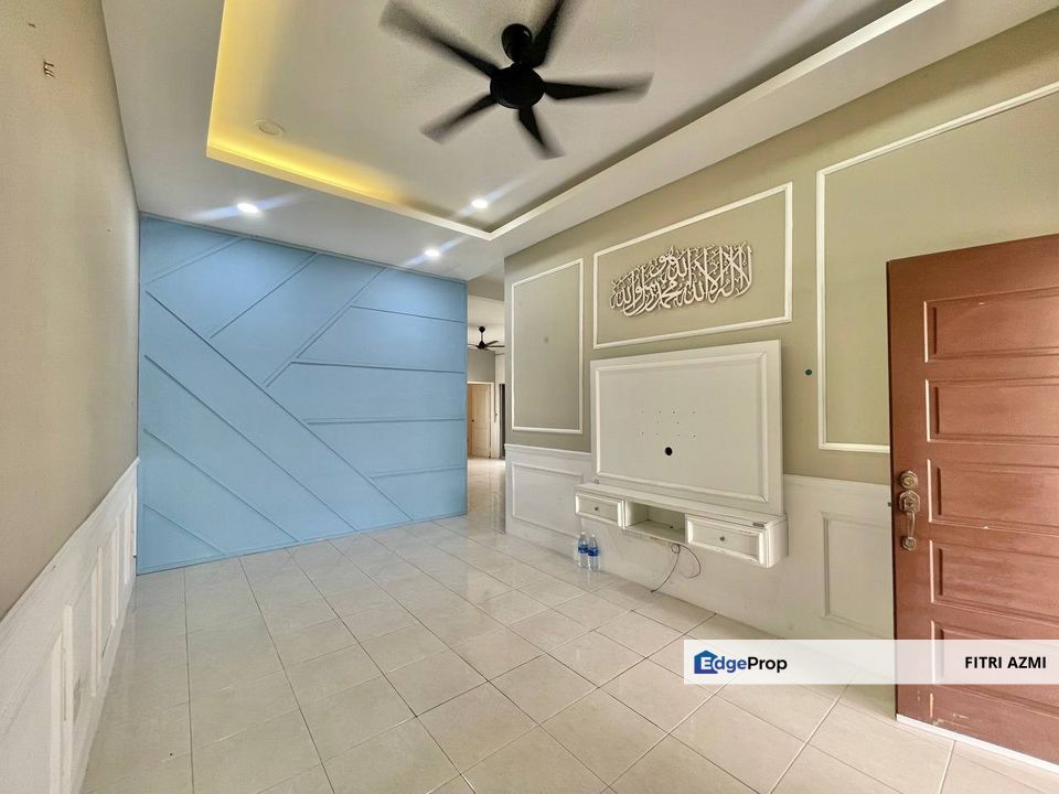 SEKSYEN 29 SHAH ALAM | SINGLE STOREY SEMI-D | LOFT FEATURES | GOOD CONDITION | EASY ACCESS TO MAIN ROAD , Selangor, Shah Alam