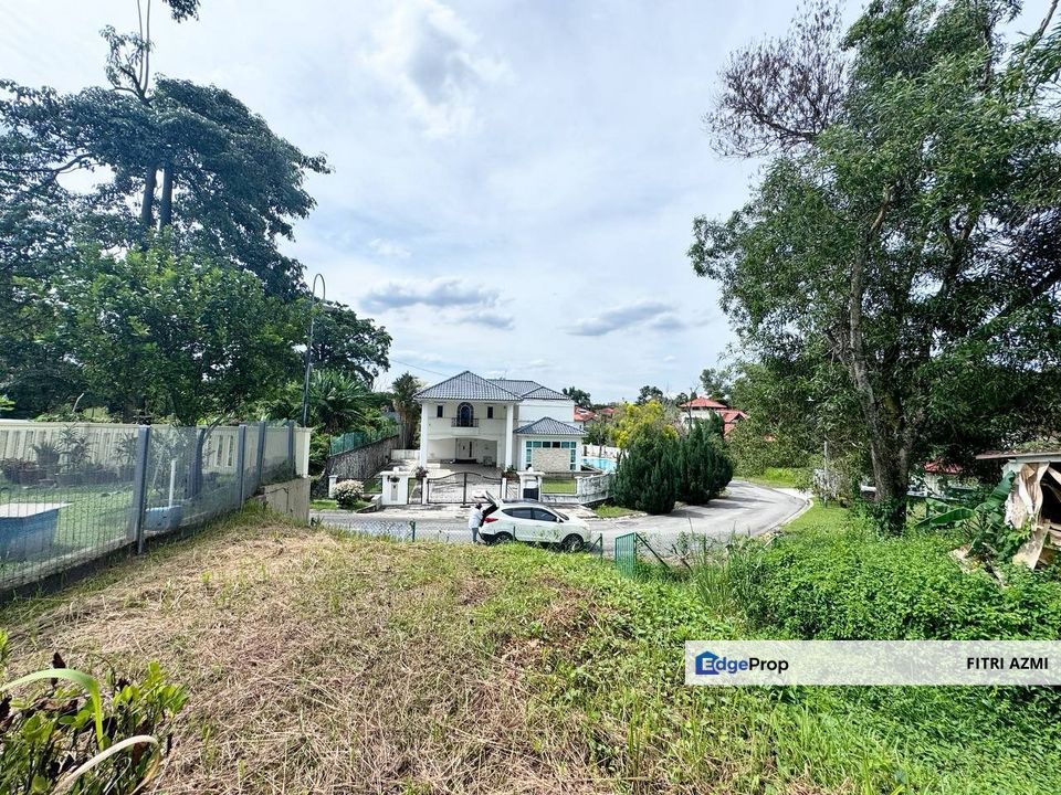 SAUJANA IMPIAN GOLF & COUNTRY CLUB @ KAJANG | LOT BANGLO | FREEHOLD | GATED & GUARDED , Selangor, Kajang