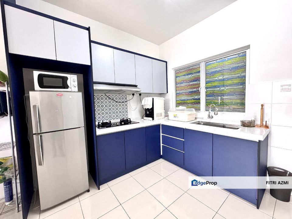 APARTMENT PUNCAK HIJAUAN @ KAJANG | END LOT UNIT | PARTLY FURNISHED | GATED & GUARDED, Selangor, Bangi