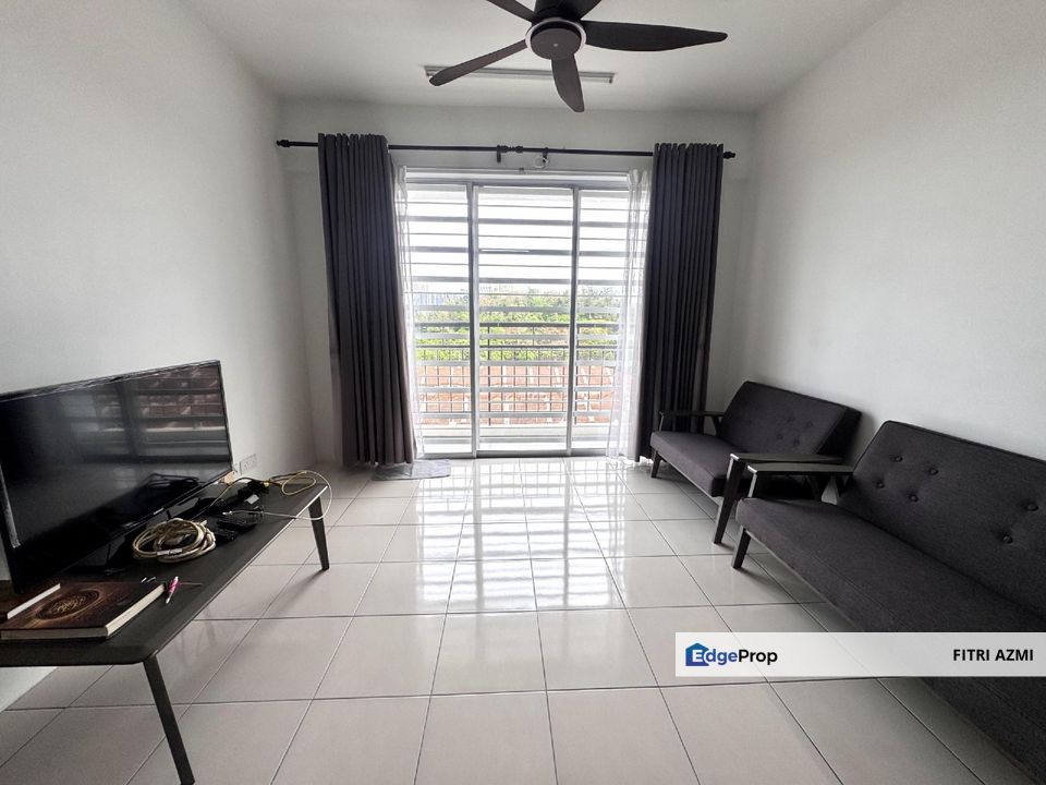 APARTMENT PUNCAK HIJAUAN @ KAJANG | END LOT UNIT | PARTLY FURNISHED | GATED & GUARDED, Selangor, Bangi