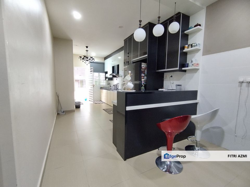 HIJAYU 3A DEXTORA @ BANDAR SRI SENDAYAN | 2 STOREY TERRACE | FREEHOLD | RENOVATED | GATED & GUARDED, Negeri Sembilan, Seremban