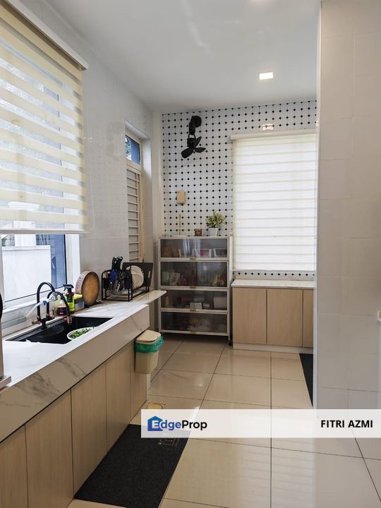 ECO MAJESTIC @ SEMENYIH | 2 STOREY TERRACE HOUSE | END LOT | RENOVATED | 24HRS SECURITY , Selangor, Semenyih