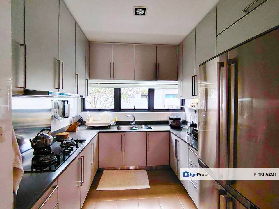 TWIN PALMS @ KEMENSAH TAMAN MELAWATI | 3 STOREY BUNGALOW | FREEHOLD | FULLY FURNISHED | RENOVATED, Selangor, Taman Melawati