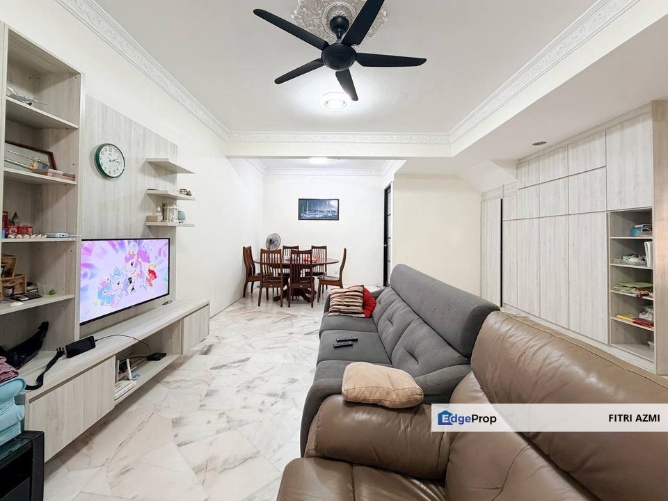 TAMAN UNIVERSITI @ BANGI | DOUBLE STOREY TERRACE | FREEHOLD | FULLY EXTENDED & RENOVATED , Selangor, Bangi