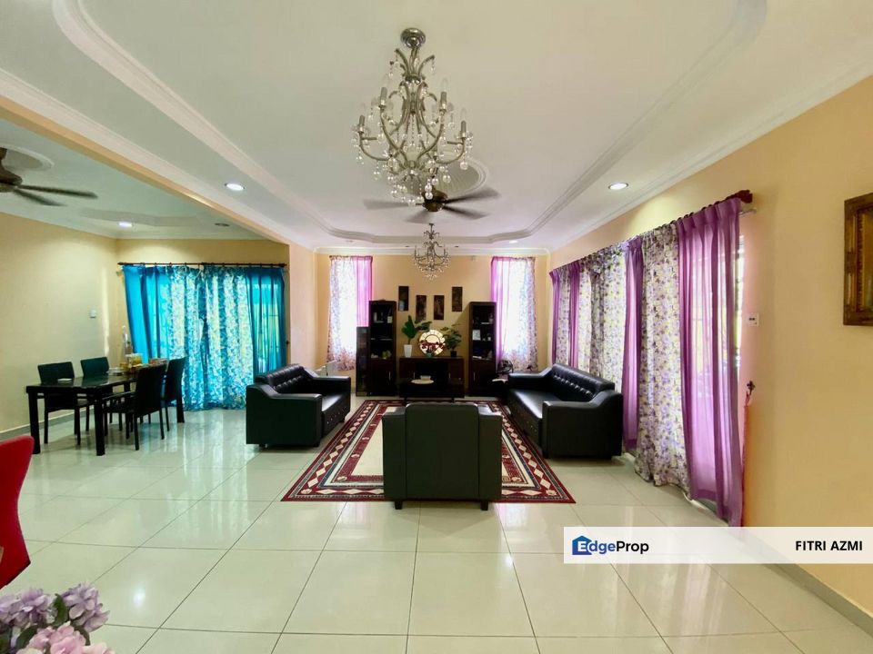 TAMAN KAJANG IMPIAN @ BANGI | DOUBLE STOREY SEMI-D | FREEHOLD | RENOVATED | GATED & GUARDED , Selangor, Kajang