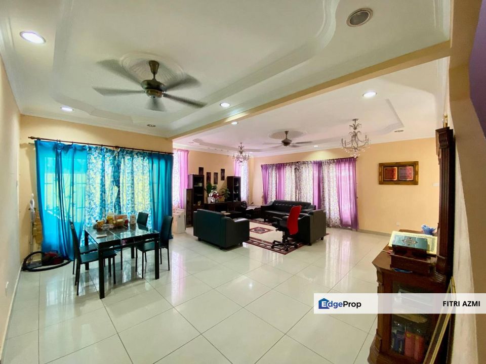 TAMAN KAJANG IMPIAN @ BANGI | DOUBLE STOREY SEMI-D | FREEHOLD | RENOVATED | GATED & GUARDED , Selangor, Kajang