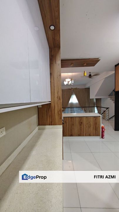 TIARA SOUTH @ SEMENYIH | 3 STOREY SUPERLINK HOUSE | BELOW MARKET VALUE | FREEHOLD | HUGE & MODERN , Selangor, Semenyih