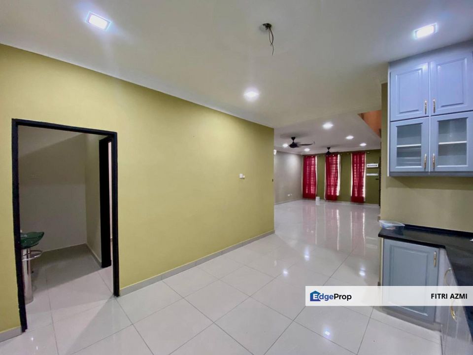 BANGI AVENUE SEKSYEN 1 @ KAJANG | DOUBLE STOREY HOUSE | RENOVATED & EXTENDED | FREEHOLD , Selangor, Bangi