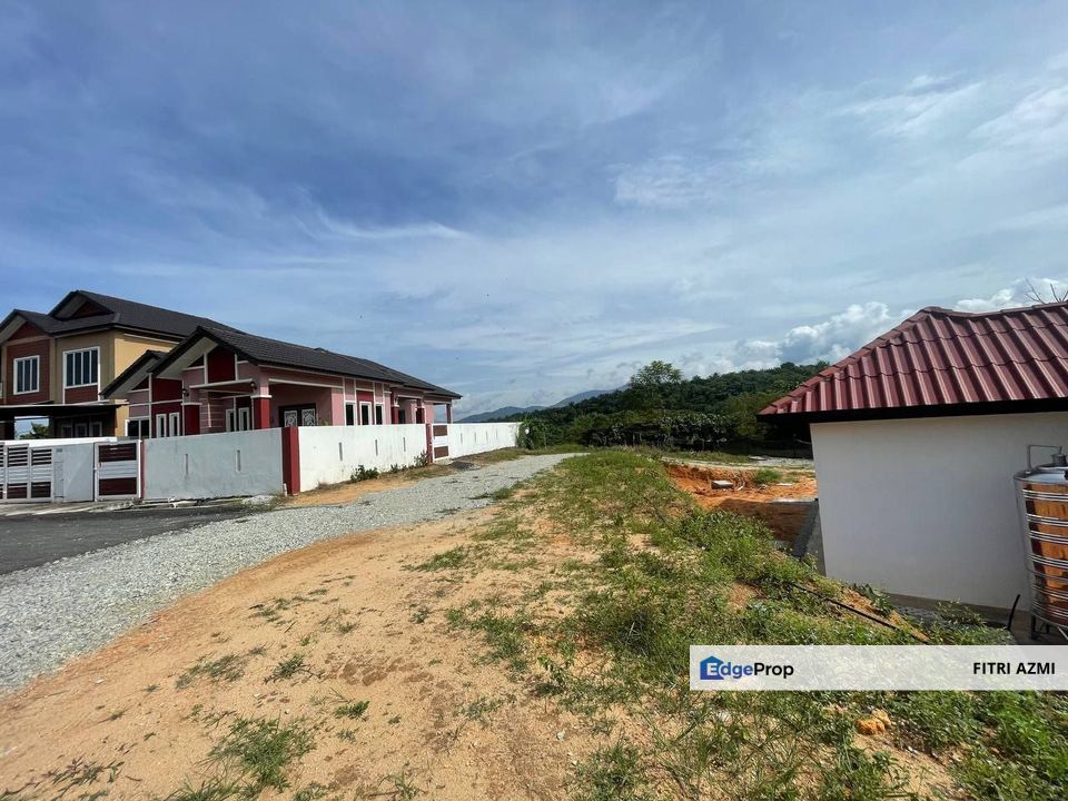 KG SESAPAN BATU REMBAU @ BERANANG | LOT BANGLO | FREEHOLD | BELOW MARKET , Selangor, Beranang