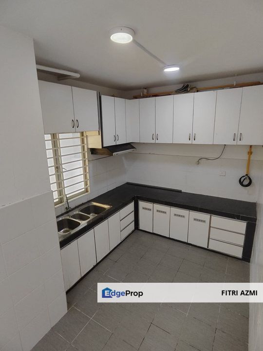 APARTMENT PPAM PUDINA @ PRESINT 17 PUTRAJAYA | BIGGEST & CORNER UNIT | FREEHOLD | PARTLY FURNISHED , Putrajaya, Putrajaya