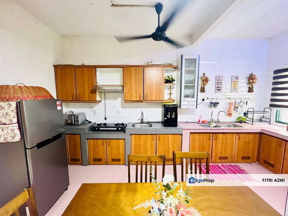 TAMAN PUCHONG UTAMA @ PUCHONG | DOUBLE STOREY TERRACE | FREEHOLD | FACING OPEN | EXTENDED KITCHEN, Selangor, Puchong