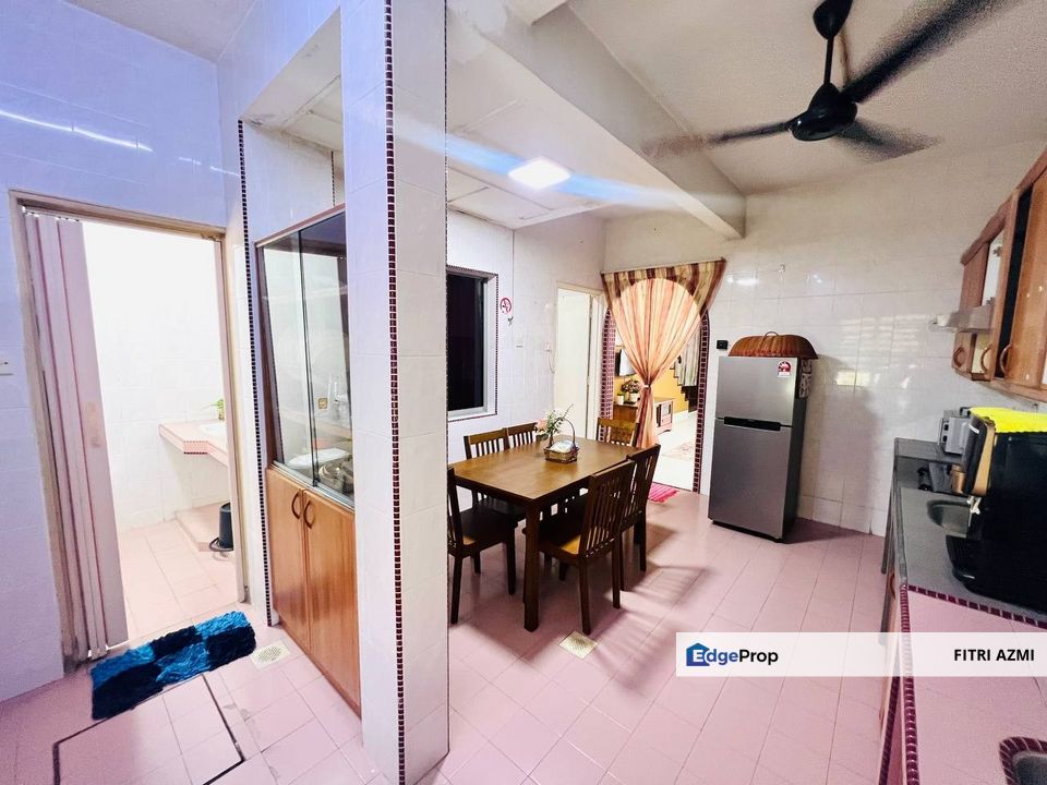 TAMAN PUCHONG UTAMA @ PUCHONG | DOUBLE STOREY TERRACE | FREEHOLD | FACING OPEN | EXTENDED KITCHEN, Selangor, Puchong