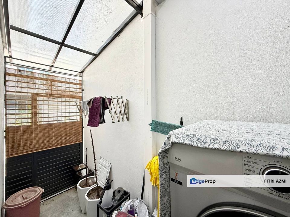 KOTA SERIEMAS @ NILAI | DOUBLE STOREY TERRACE | FREEHOLD | FULLY FURNISHED | RENOVATED , Negeri Sembilan, Nilai