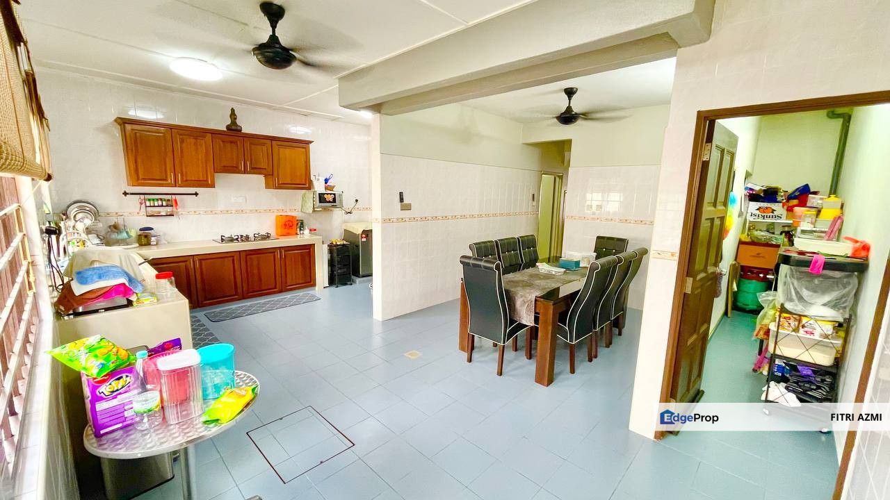 BANDAR KINRARA 4 @ SELANGOR | DOUBLE STOREY TERRACE HOUSE | FULLY FURNISHED | RENOVATED & EXTENDED , Selangor, Puchong