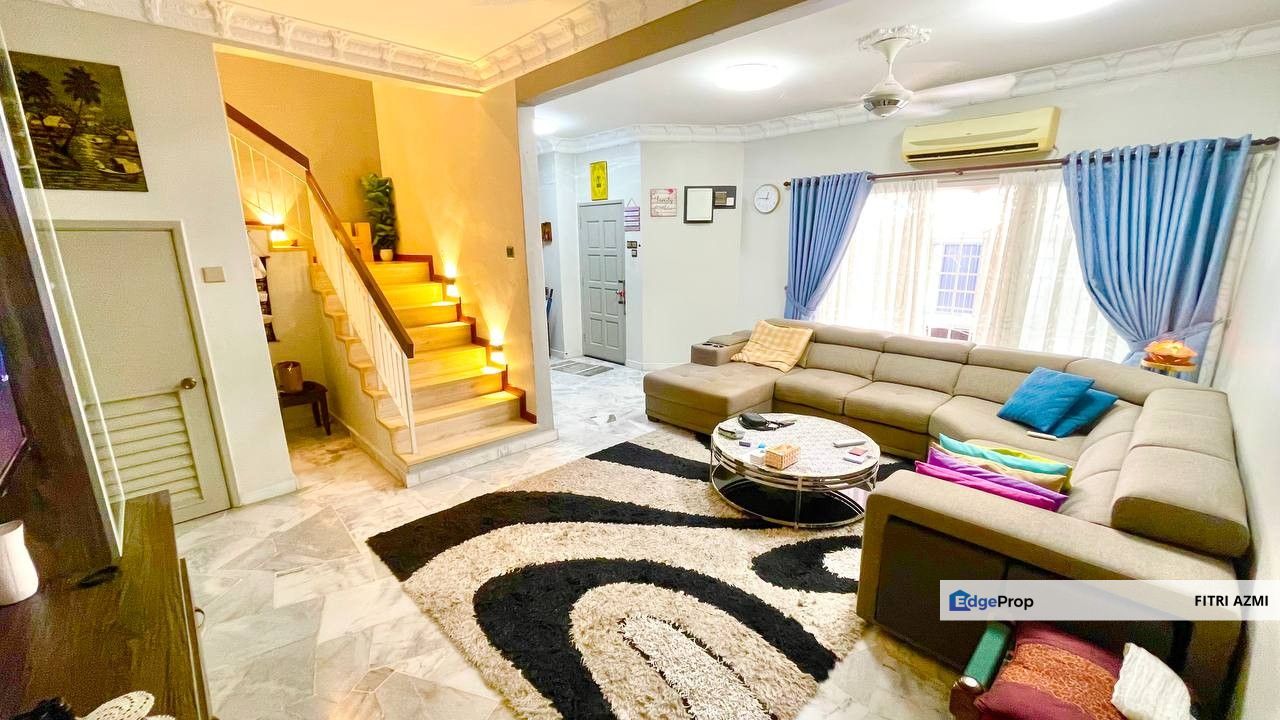 BANDAR KINRARA 4 @ SELANGOR | DOUBLE STOREY TERRACE HOUSE | FULLY FURNISHED | RENOVATED & EXTENDED , Selangor, Puchong