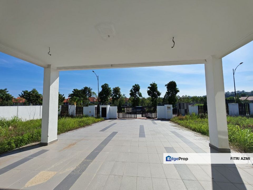 ALAM SARI @ BANGI | 2 STOREY BUNGALOW | RENOVATED | HUGE LAND | FACING OPEN | GATED & GUARDED, Selangor, Bangi