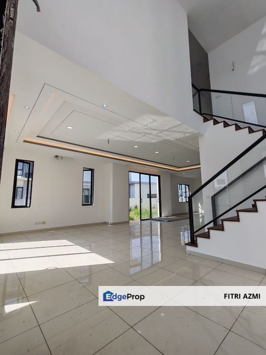 ALAM SARI @ BANGI | 2 STOREY BUNGALOW | RENOVATED | HUGE LAND | FACING OPEN | GATED & GUARDED, Selangor, Bangi